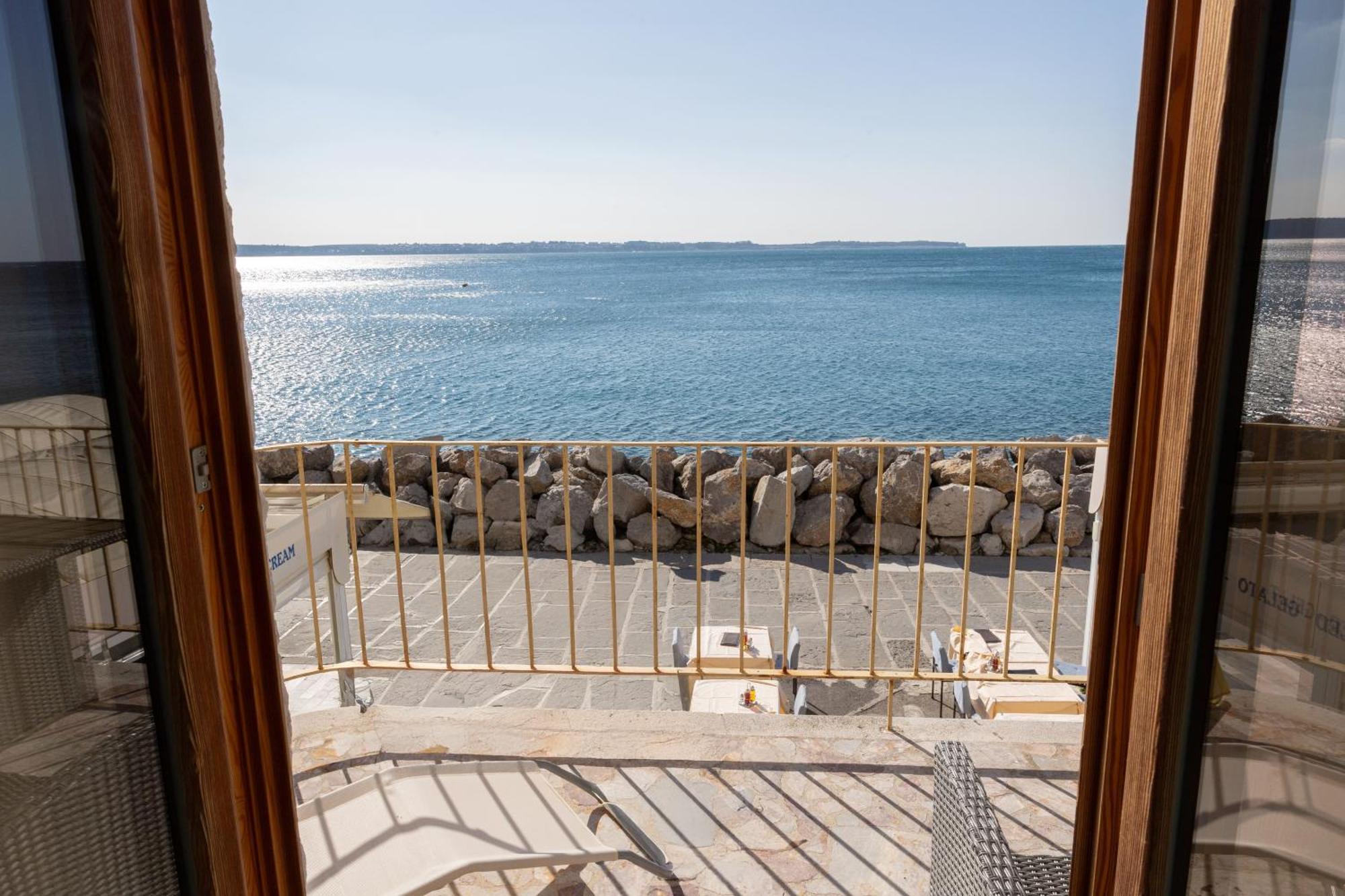 Seahouse Apartments ピラン エクステリア 写真